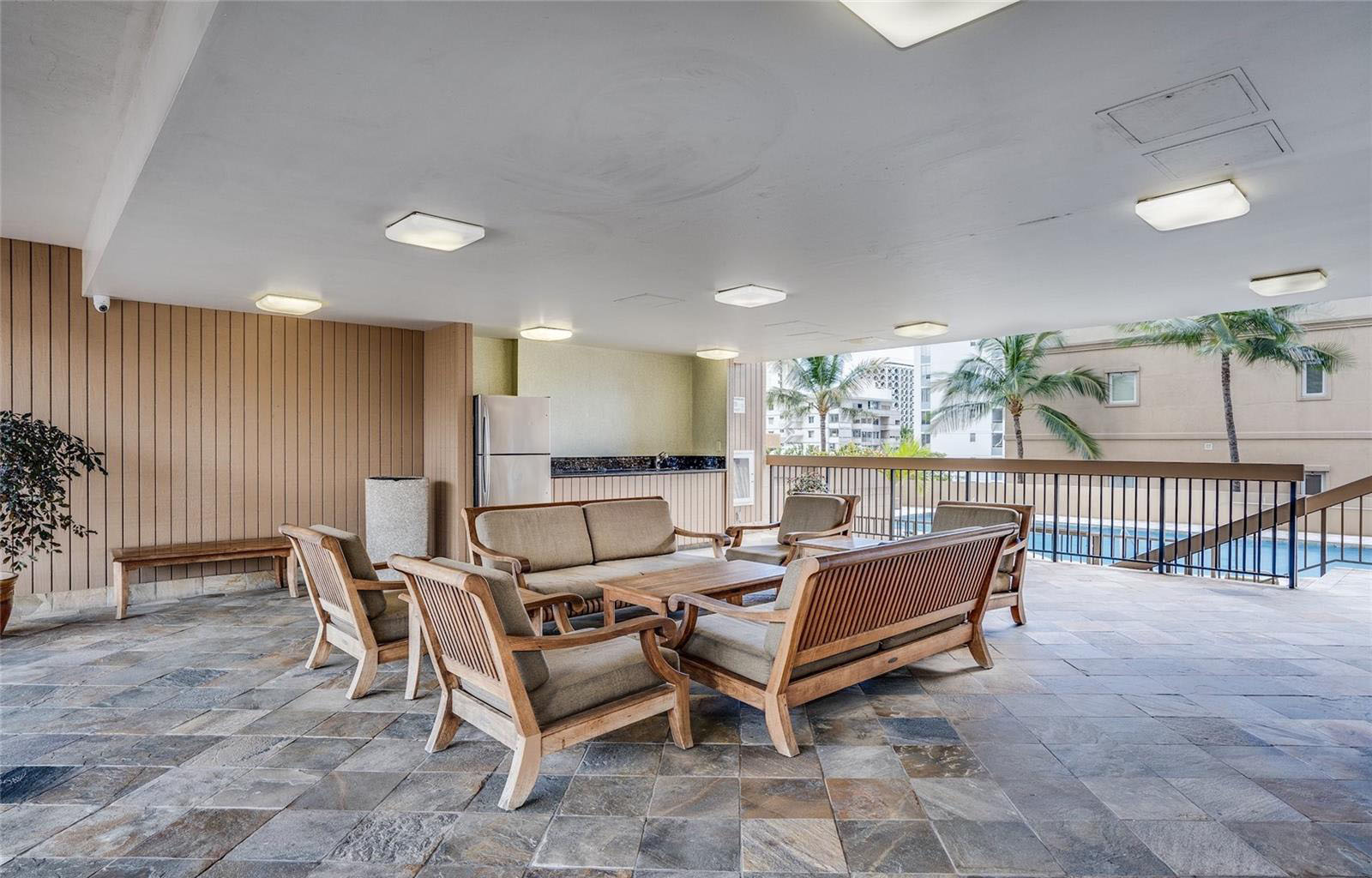 2121 Ala Wai Hawaii Condo Source