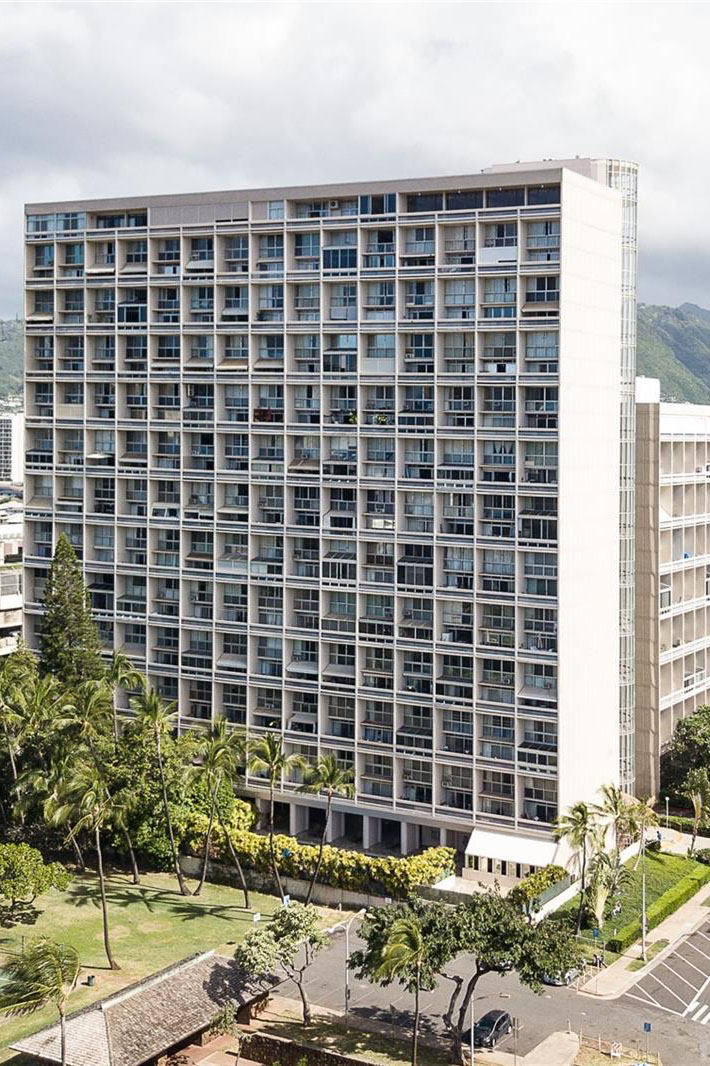 Ala Wai Plaza – Featured