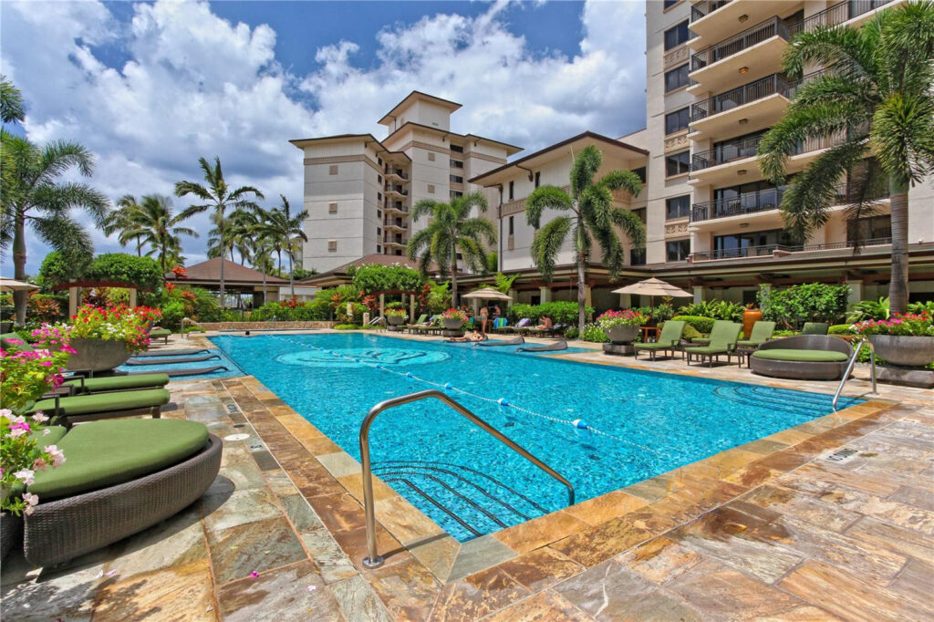 Beach Villas at Ko Olina – Lap Pool