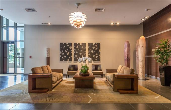 Capitol Place – Lobby