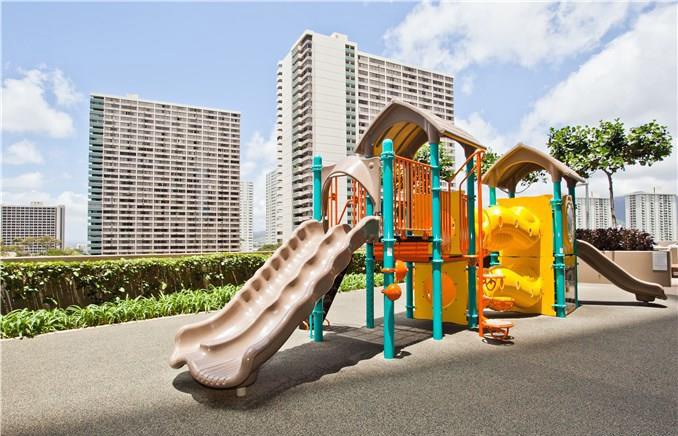 Capitol Place – Playground