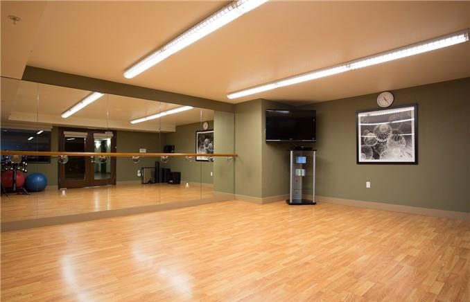 Capitol Place – Yoga Room