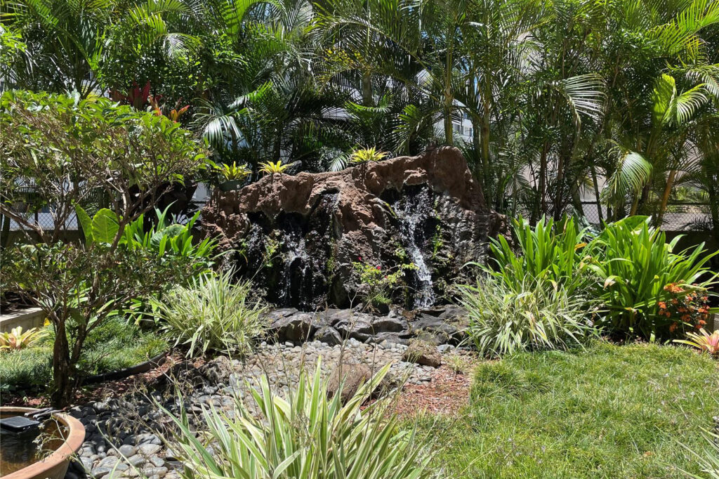 Chateau Waikiki – Amenities Deck Landscaping