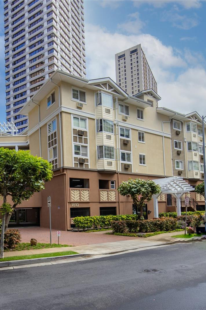 Cove Waikiki – Featured