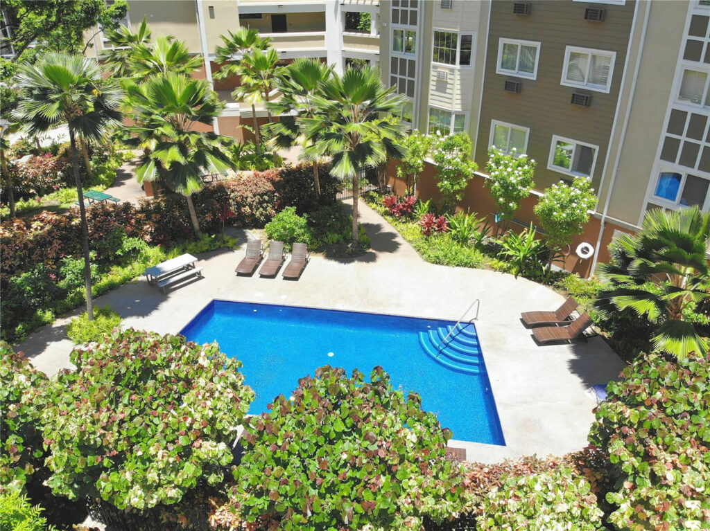 Cove Waikiki – Pool Aerial