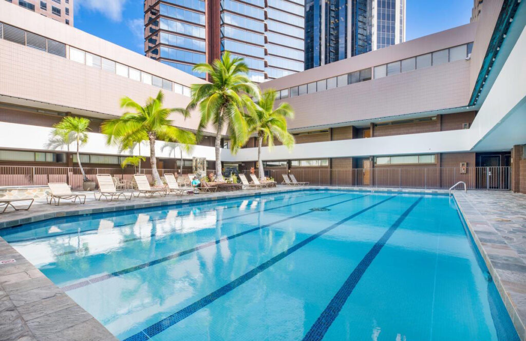 Executive Centre – Pool