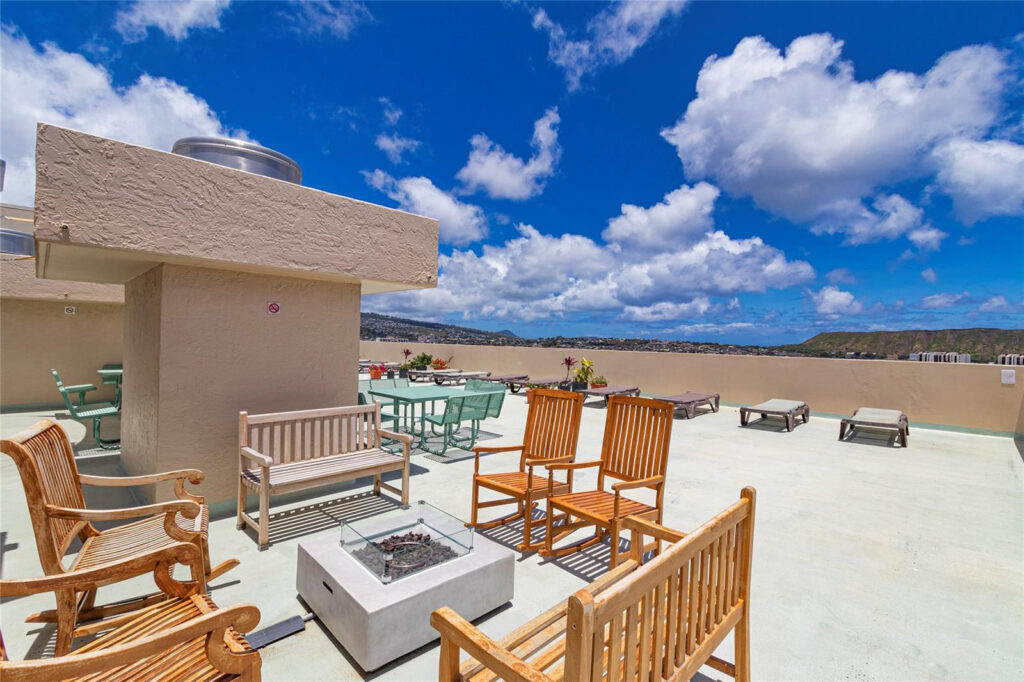 Fairway Villa – Rooftop Deck