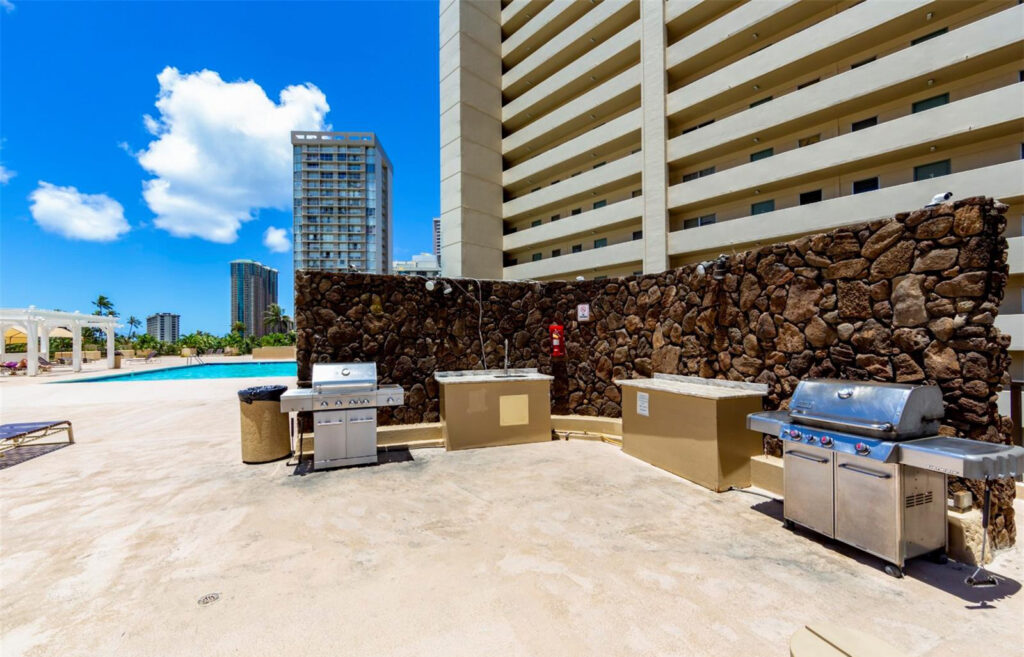 Hawaiian Monarch – BBQ