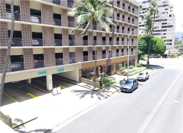 Ilikai Marina – Parking Garage