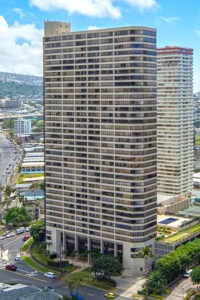 Iolani Court Plaza – Featured