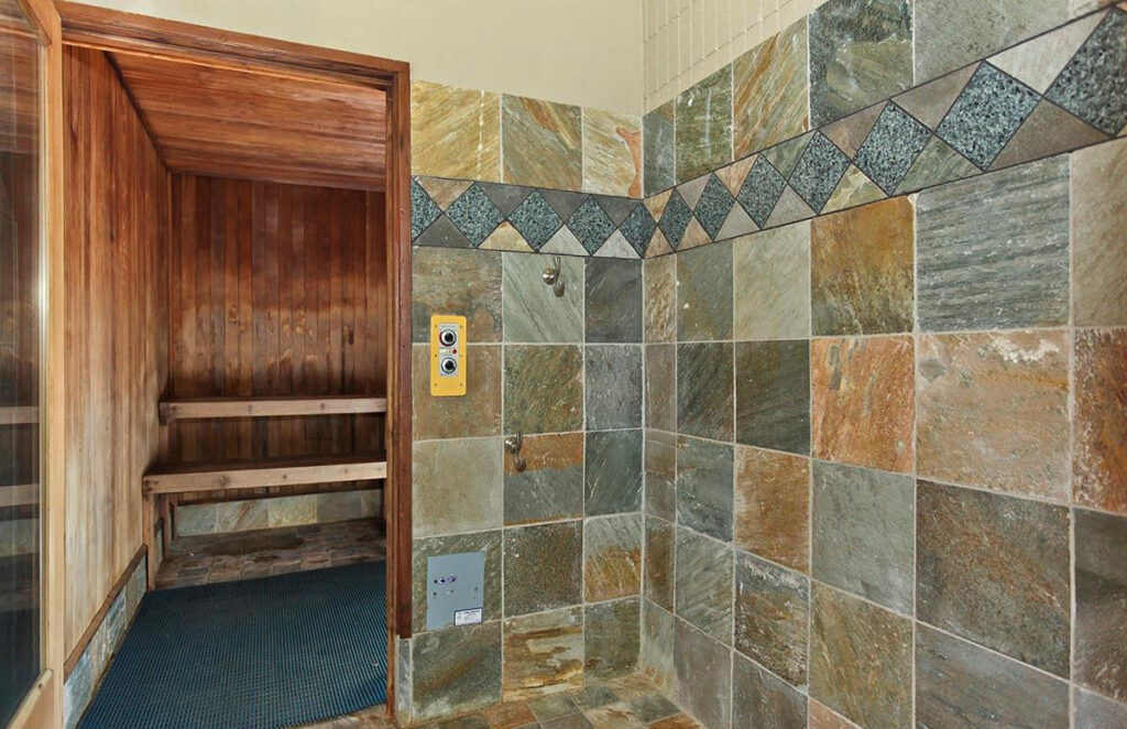 Island Colony – Sauna