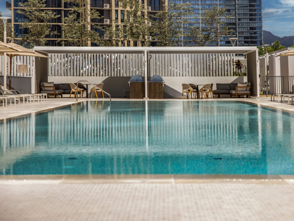 Koula – Pool