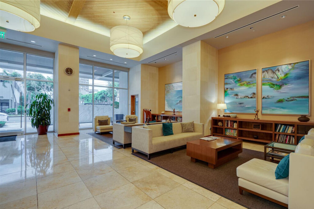Pacifica Honolulu – Lobby