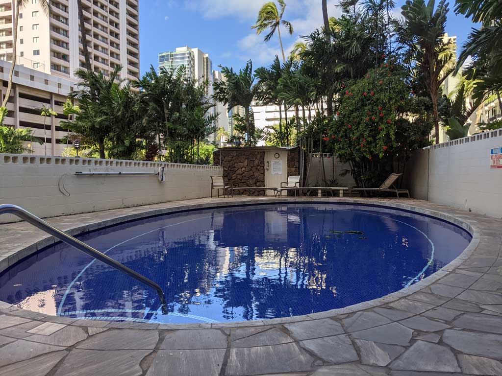 Seaside Towers – Pool