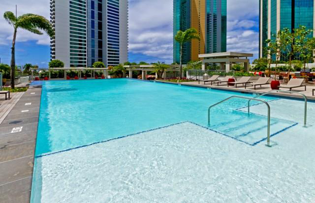 Waihonua – Infinity Pool